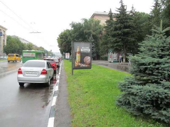 Фото рекламной плоскости по адресу Науки просп. (Леніна просп.), 14