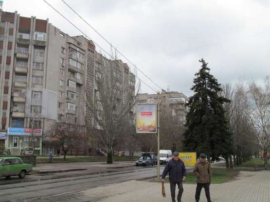 Фото рекламної площини за адресою Садова (центр) вул. - Леніна просп., (№2)