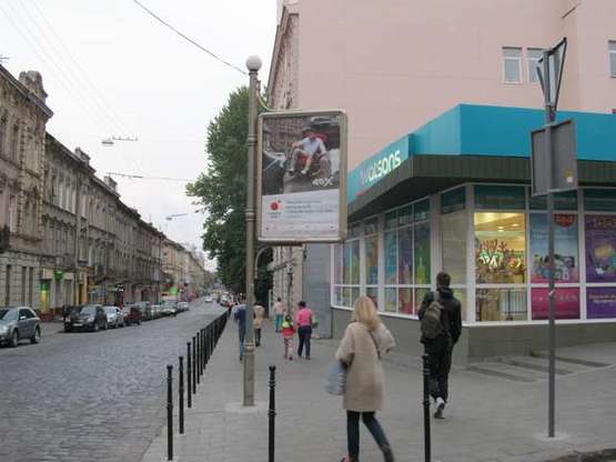 Фото рекламной плоскости по адресу Пантелеймона Куліша вул. - Вагова вул. (від центру)