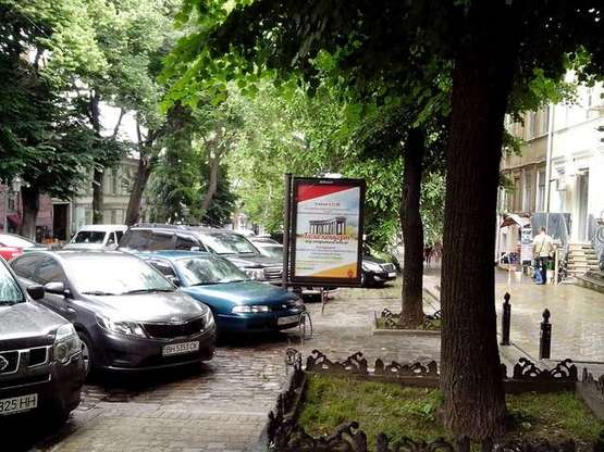 Фото рекламної площини за адресою Дерибасівска вул., 7