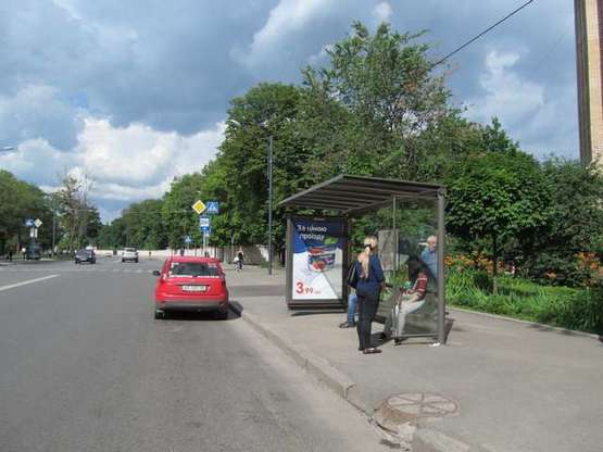 Фото рекламной плоскости по адресу Пушкінська вул. - Студентська вул., (зупинка) №1