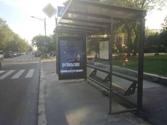 Фото рекламной плоскости по адресу Пушкінська вул. - Студентська вул., (зупинка) №2