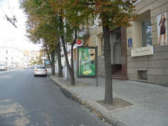 Фото рекламной плоскости по адресу Сумська вул., 68