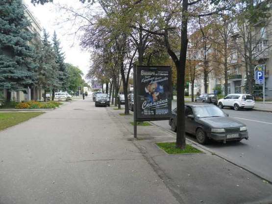 Фото рекламной плоскости по адресу Сумська вул., 77/79