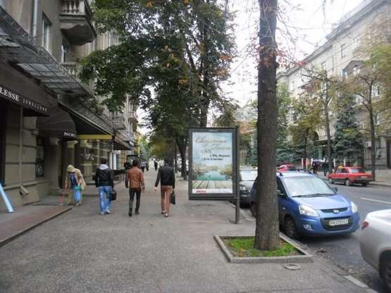 Фото рекламной плоскости по адресу Сумська вул., 73/75