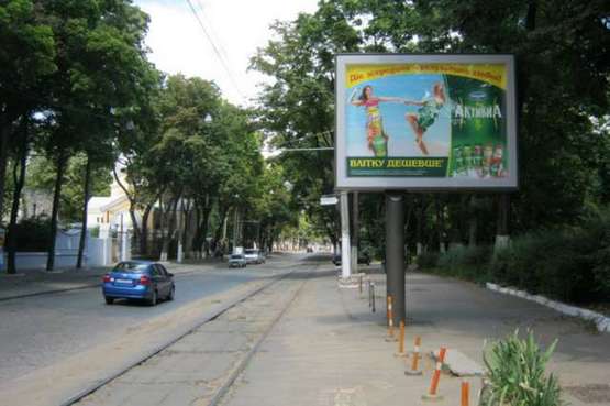 Фото рекламной плоскости по адресу Французський бульв. (№1)