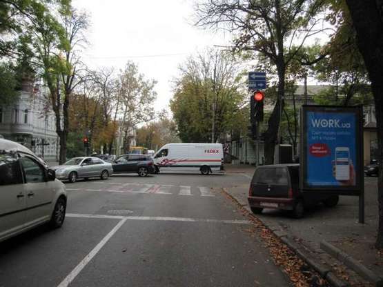 Фото рекламної площини за адресою Єкатеринінська вул. - Троїцька вул., 42