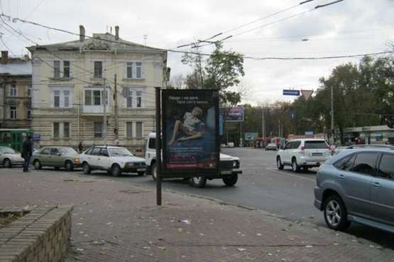 Фото рекламної площини за адресою Канатна вул. - Італійський бульв.