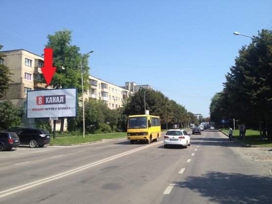 Фото рекламной плоскости по адресу Липинского ул., 3 (шинок "Вертеп", напротив автомойки, шиномонтажа), в сторону прос. В.Черновола