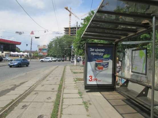 Фото рекламной плоскости по адресу Французький бульв. - Леонтовича вул. (Белінського вул.)