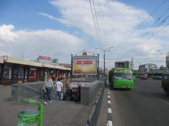 Фото рекламної площини за адресою Вернадського вул. - Гагаріна просп. - Малом`ясницька вул.