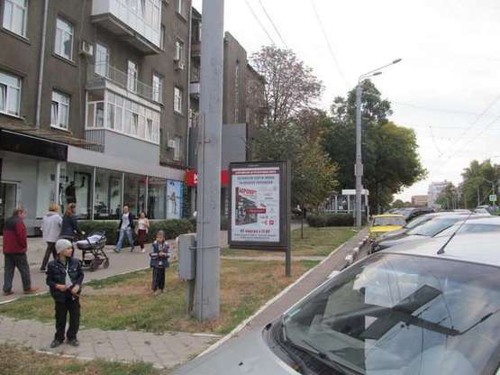 Фото рекламной плоскости по адресу Науки просп. (Леніна просп.), 10 (№1)