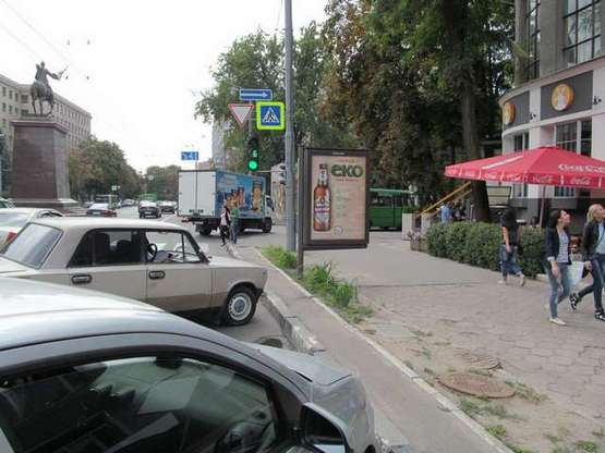 Фото рекламной плоскости по адресу Науки просп. (Леніна просп.), 3 (№1)