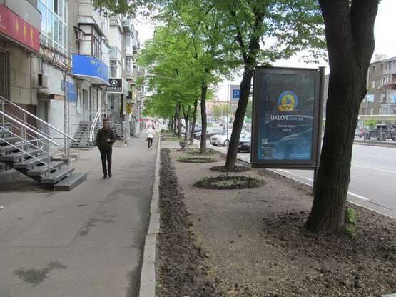 Фото рекламной плоскости по адресу Науки просп. (Леніна просп.), 7 (№2)