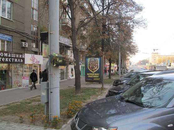 Фото рекламной плоскости по адресу Науки просп. (Леніна просп.), 7 (№3)