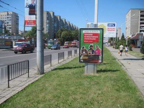 Фото рекламной плоскости по адресу Володимира Великого вул. - Княгині Ольги вул.