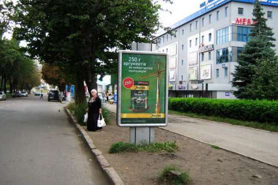 Фото рекламной плоскости по адресу Галицька вул. - Північний ім.О.Пушкіна бульв., 2а