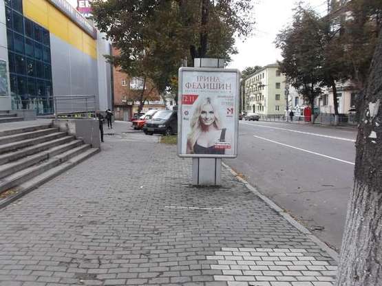 Фото рекламной плоскости по адресу Чуднівська вул. (Черняховського вул.), 5