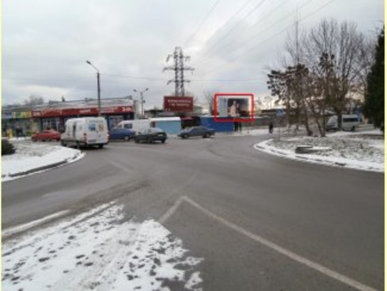 Фото рекламной плоскости по адресу Чорновола - Довженка кільце базар    правий