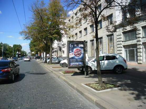 Фото рекламної площини за адресою Сумська вул., 42