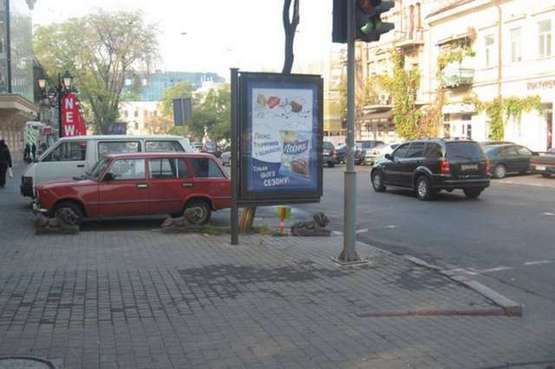 Фото рекламной плоскости по адресу Гречеська вул., 29 - Єкатеринінська вул.