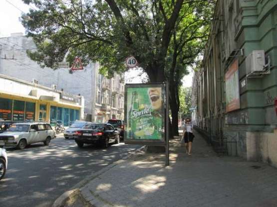 Фото рекламної площини за адресою Канатна вул. - Троїцька вул.