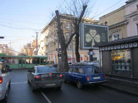 Фото рекламной плоскости по адресу Велика Арнаутська вул., 4 - Канатна вул. (№1)