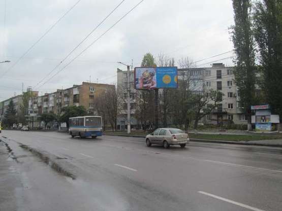 Фото рекламної площини за адресою Соборна вул. (Соборна вул.), 7