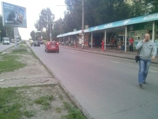 Фото рекламной плоскости по адресу Товарищеская ул. -Торговый Центр "Континент"(супермаркет "Varus", "Ощадбанк")