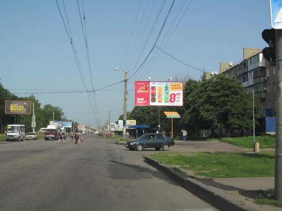 Фото рекламной плоскости по адресу Євгена Тельнова просп. (Євгена Тельнова вул.) - Бєляєва вул.