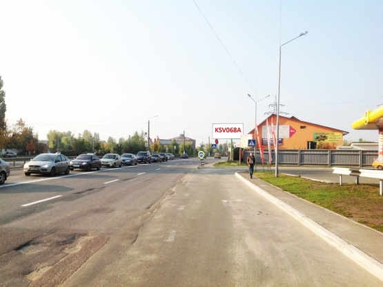 Фото рекламной плоскости по адресу Софиевская Борщаговка, ул.Киевская, возле заправки “КЛО” (автомобильная дорога Т-10-12 Киев-Боярка)