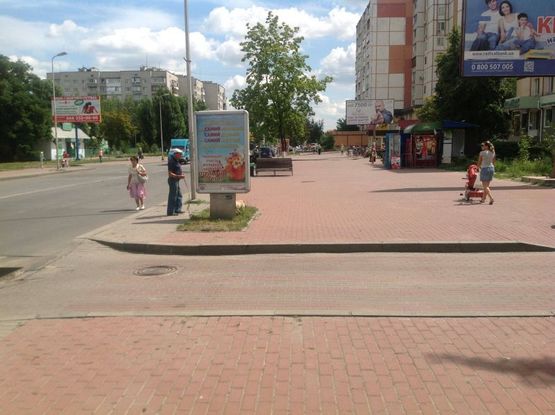 Фото рекламної площини за адресою вул.Жовтнева 20