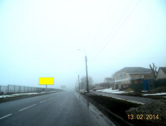 Фото рекламной плоскости по адресу м. Умань, вул. Інтернаціональна, навпроти будинку 103