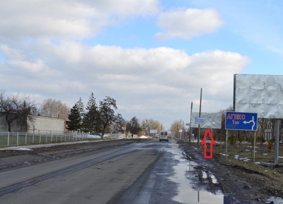 Фото рекламной плоскости по адресу м. Умань, вул. Дерев'янка