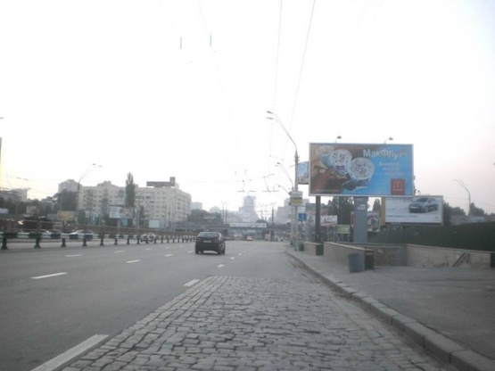 Фото рекламної площини за адресою Победы проспект,  за трол. остановка "Центральный  ЗАГС "