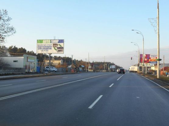 Фото рекламной плоскости по адресу м. Бровари, вул. Київська, 44