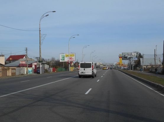Фото рекламной плоскости по адресу м. Бровари, вул. Київська, 80