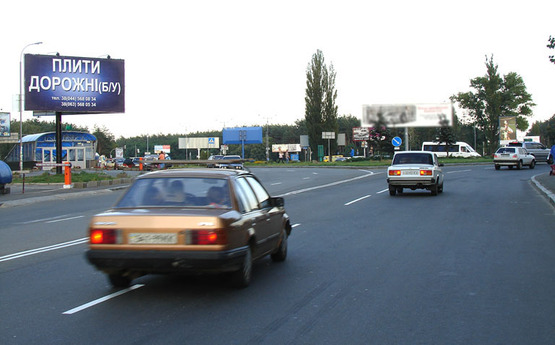 Фото рекламної площини за адресою Харьковская пл./Харьковское шоссе/ст метро Бориспольская (В)