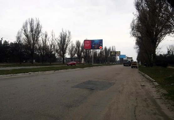Фото рекламної площини за адресою Елизаветовская трасса, съезд с моста