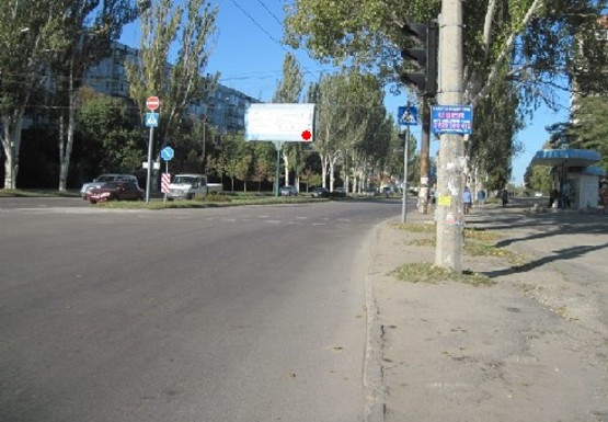 Фото рекламной плоскости по адресу Чумаченко ул., 25