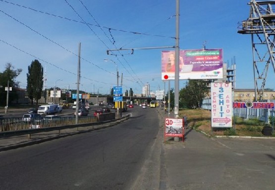 Фото рекламної площини за адресою Бандеры пр., 15а (бывш. Московский пр.)