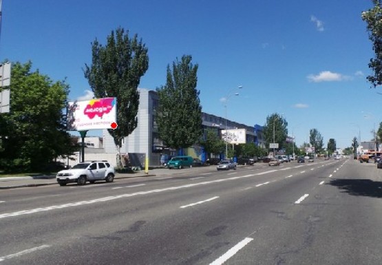 Фото рекламной плоскости по адресу Новоконстантиновская ул., напротив дома №2