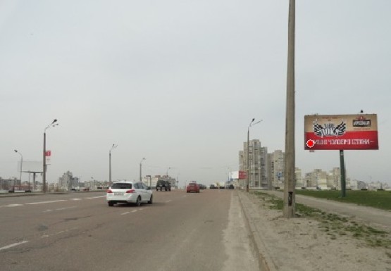 Фото рекламної площини за адресою Ревуцкого ул., выезд на Бажана пр.