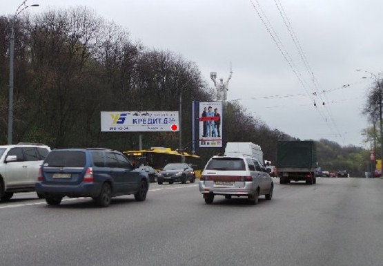 Фото рекламной плоскости по адресу Дружбы Народов б-р