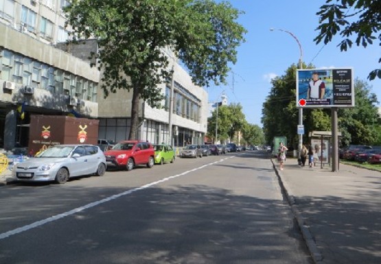 Фото рекламной плоскости по адресу Московская ул., 9 (BackLit)
