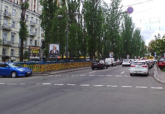 Фото рекламної площини за адресою Шевченко б-р