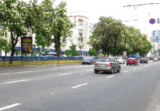 Фото рекламної площини за адресою Победы пр.