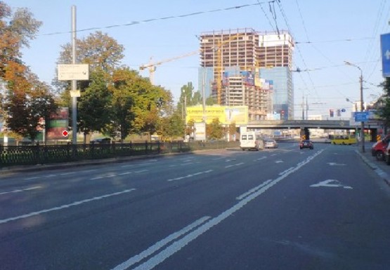 Фото рекламної площини за адресою Победы пр.