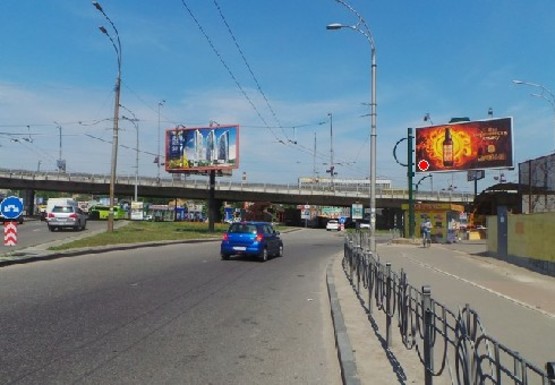 Фото рекламной плоскости по адресу Науки пр. - Демеевская пл.  (бывш. Московская пл.) (ROSHEN)