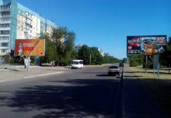 Фото рекламної площини за адресою Шолохова ул., 15